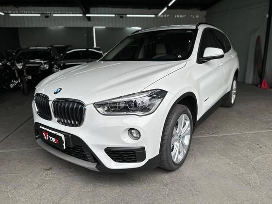 BMW X1 2.0 16V TURBO ACTIVEFLEX SDRIVE20I 4P AUTOMÁTICO